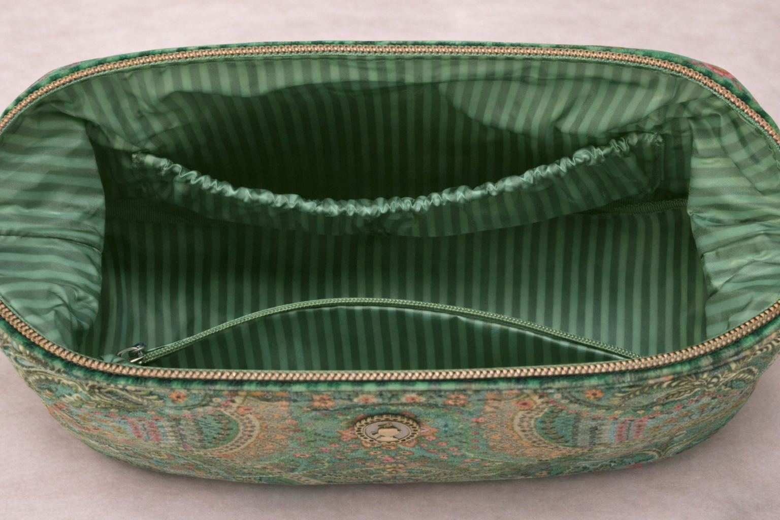 BEAUTY CASE PIP STUDIO